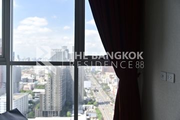2 Bedroom Condo for sale in Life Ratchadapisek, Huai Khwang, Bangkok near MRT Huai Khwang