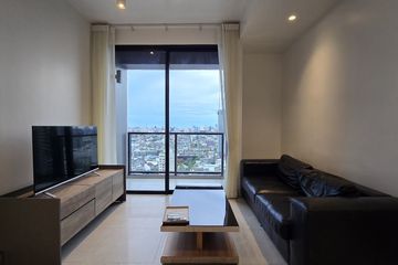 1 Bedroom Condo for rent in The Lofts Silom, Silom, Bangkok near BTS Surasak