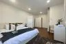 4 Bedroom House for rent in Sam Sen Nok, Bangkok near MRT Phawana