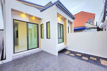 2 Bedroom House for sale in Talat Nuea, Phuket