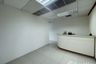 Office for rent in Ayothaya Tower, Huai Khwang, Bangkok near MRT Sutthisan