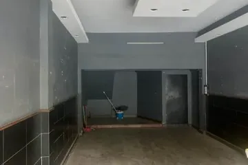 Commercial for rent in Khlong Tan Nuea, Bangkok