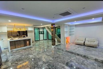 5 Bedroom House for rent in Lat Phrao, Bangkok