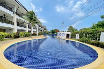 3 Bedroom Condo for sale in Sunrise Beach Resort and Residence, Na Jomtien, Chonburi
