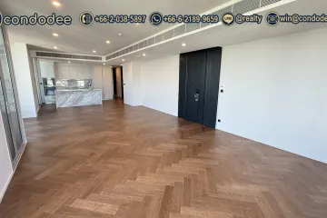 4 Bedroom Condo for sale in Phra Khanong, Bangkok near BTS Thong Lo