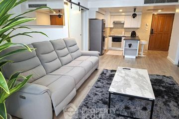 1 Bedroom Condo for sale in Newton Tower, Khlong Toei, Bangkok near BTS Nana