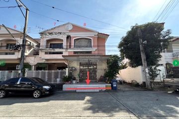 3 Bedroom Townhouse for sale in Khlong Song Ton Nun, Bangkok