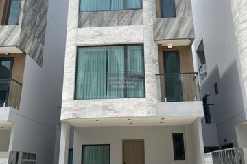 4 Bedroom House for rent in 89 Residence Ratchada - Rama 9, Huai Khwang, Bangkok near MRT Thailand Cultural Centre