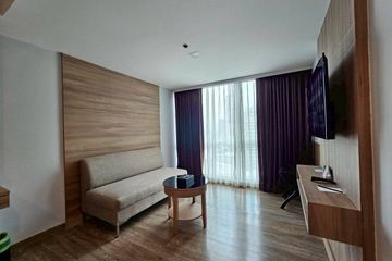 Condo for rent in Khlong Tan Nuea, Bangkok near BTS Phrom Phong