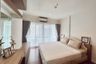2 Bedroom Condo for rent in Khlong Toei Nuea, Bangkok near MRT Phetchaburi