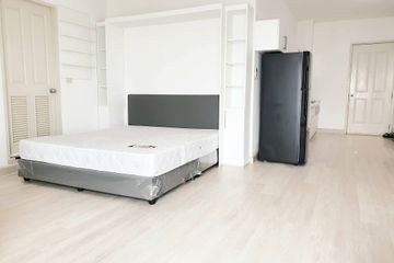 1 Bedroom Condo for rent in Baan Chao Praya, Khlong San, Bangkok near BTS Saphan Taksin