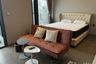 Condo for Sale or Rent in The Esse at Singha Complex, Bang Kapi, Bangkok near MRT Phetchaburi