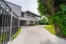 House for rent in Khlong Toei, Bangkok near MRT Queen Sirikit National Convention Centre