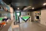 Commercial for rent in Khlong Tan Nuea, Bangkok