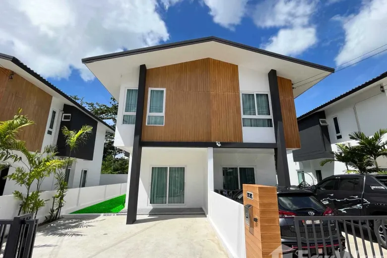 2 Bedroom Townhouse For Rent