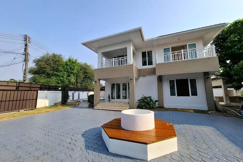 3 Bedroom Villa For Rent