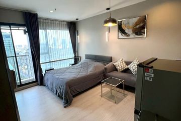 Condo for rent in Rhythm Asoke, Makkasan, Bangkok near MRT Phra Ram 9