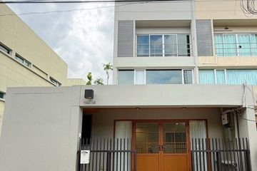 3 Bedroom Townhouse for rent in Noble Cube, Suan Luang, Bangkok near Airport Rail Link Ramkhamhaeng