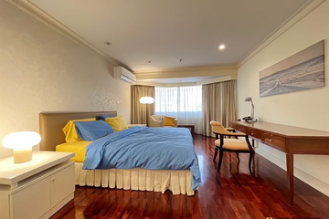 2 Bedroom Condo for sale in Baan Suanpetch, Khlong Tan Nuea, Bangkok near BTS Phrom Phong