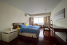 2 Bedroom Condo for sale in Baan Suanpetch, Khlong Tan Nuea, Bangkok near BTS Phrom Phong