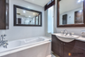3 Bedroom Condo for sale in Watermark Chaophraya River, Bang Lamphu Lang, Bangkok