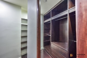 3 Bedroom Condo for sale in Watermark Chaophraya River, Bang Lamphu Lang, Bangkok