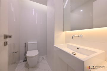 1 Bedroom Condo for sale in The Room Sukhumvit 21, Khlong Toei Nuea, Bangkok near MRT Sukhumvit