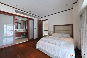 3 Bedroom Condo for sale in Le Raffine Jambunuda Sukhumvit 31, Khlong Tan Nuea, Bangkok near BTS Phrom Phong
