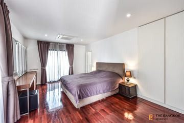 2 Bedroom Condo for sale in La Maison Ruamrudee, Lumpini, Bangkok near BTS Ploen Chit