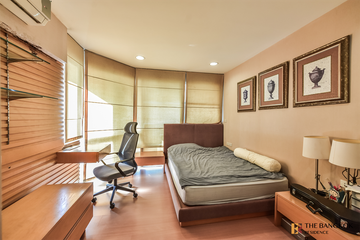 2 Bedroom Condo for sale in The Bangkok Thanon Sub, Si Phraya, Bangkok near MRT Sam Yan