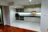 2 Bedroom Condo for sale in Baan Suanpetch, Khlong Tan Nuea, Bangkok near BTS Phrom Phong