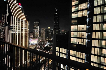 1 Bedroom Condo for sale in Noble Refine, Khlong Tan, Bangkok near BTS Phrom Phong