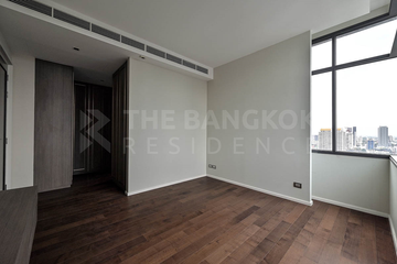 3 Bedroom Condo for sale in The Diplomat 39, Khlong Tan Nuea, Bangkok near BTS Phrom Phong