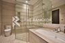 1 Bedroom Condo for sale in The Diplomat 39, Khlong Tan Nuea, Bangkok near BTS Phrom Phong