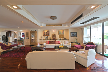 4 Bedroom Condo for sale in Oriental Towers, Khlong Tan Nuea, Bangkok near BTS Thong Lo