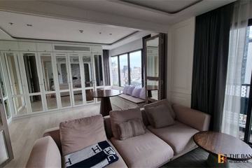 2 Bedroom Condo for sale in Life One Wireless, Lumpini, Bangkok near BTS Ploen Chit