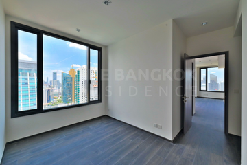 2 Bedroom Condo for sale in Edge Sukhumvit 23, Khlong Toei Nuea, Bangkok near BTS Asoke