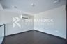 1 Bedroom Condo for sale in C Ekkamai, Khlong Tan Nuea, Bangkok near BTS Ekkamai