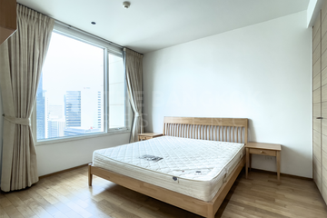 1 Bedroom Condo for rent in The Empire Place, Thung Wat Don, Bangkok near BTS Sueksa Witthaya