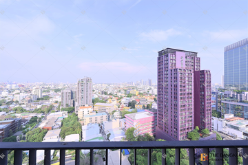2 Bedroom Condo for rent in RHYTHM Ekkamai, Khlong Tan Nuea, Bangkok near BTS Ekkamai