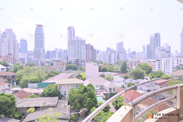 2 Bedroom Condo for rent in Piyathip Place, Khlong Tan Nuea, Bangkok near BTS Phrom Phong