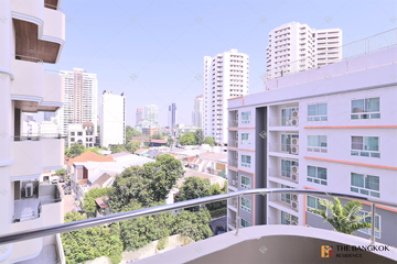 2 Bedroom Condo for rent in Piyathip Place, Khlong Tan Nuea, Bangkok near BTS Phrom Phong