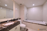 2 Bedroom Condo for rent in Piyathip Place, Khlong Tan Nuea, Bangkok near BTS Phrom Phong