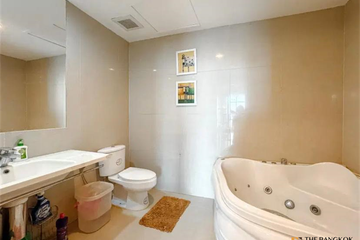 1 Bedroom Condo for sale in Baan Sathorn Chaopraya, Khlong Ton Sai, Bangkok near BTS Krung Thon Buri