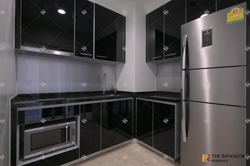 2 Bedroom Condo for sale in The Crest Sukhumvit 34, Khlong Tan, Bangkok near BTS Thong Lo