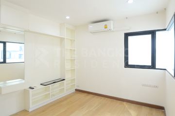1 Bedroom Condo for rent in Sathorn Gardens, Thung Maha Mek, Bangkok near MRT Lumpini