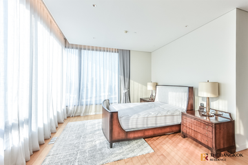 3 Bedroom Condo for rent in Sindhorn Residence, Lumpini, Bangkok near BTS Ploen Chit