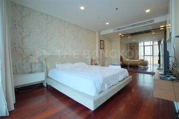 2 Bedroom Condo for rent in Nusasiri Grand, Phra Khanong, Bangkok near BTS Ekkamai