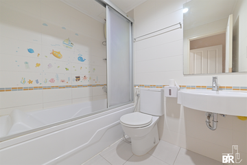 2 Bedroom Condo for sale in Lumpini Place Rama IX - Ratchada, Huai Khwang, Bangkok near MRT Phra Ram 9