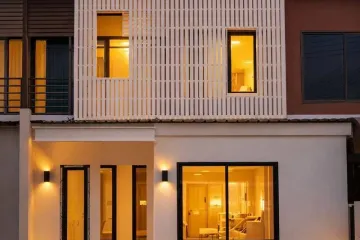 2 Bedroom Townhouse for sale in Fa Ham, Chiang Mai